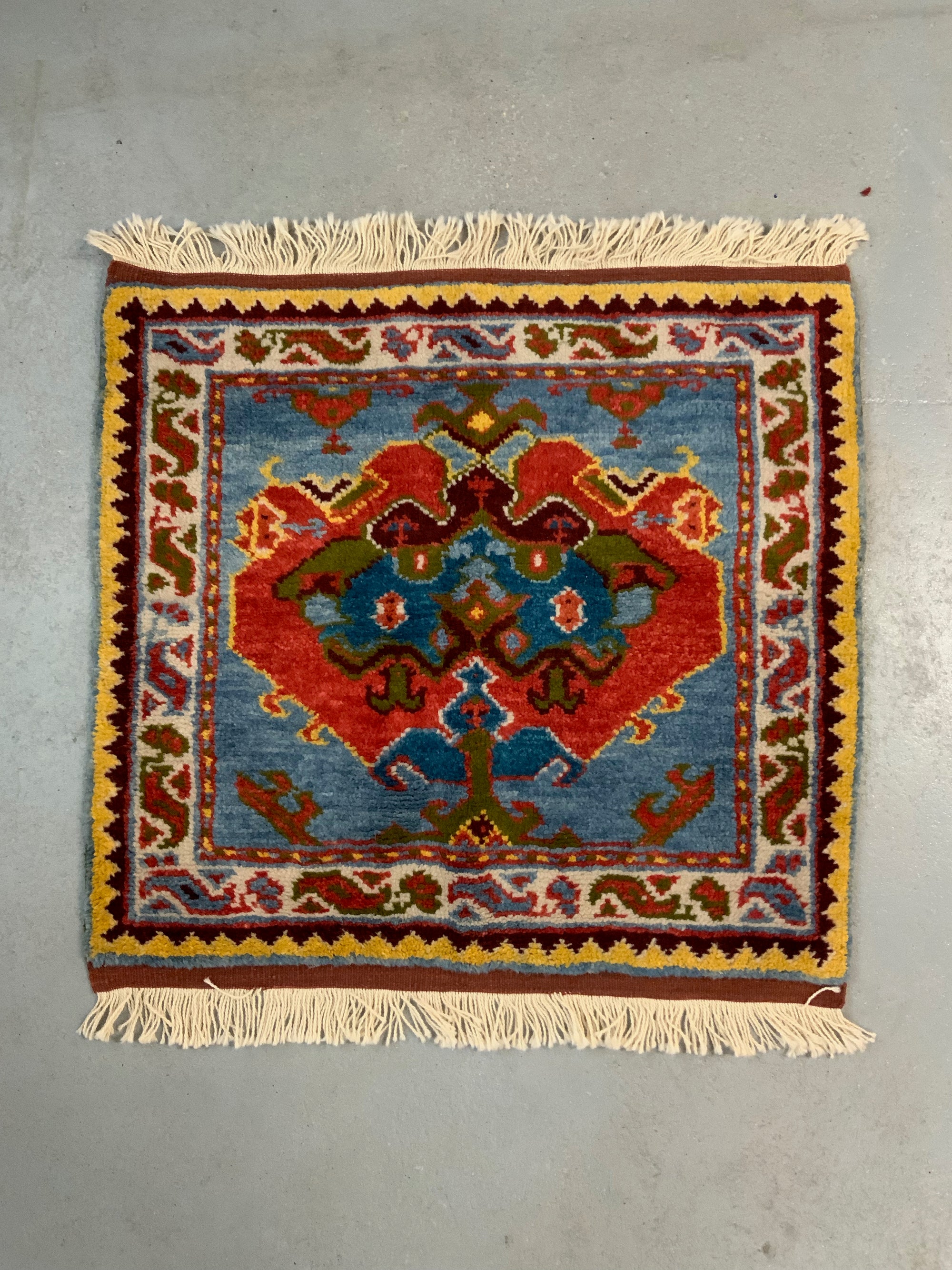 CROR Turkish sample rug (90 x 92cm) *new