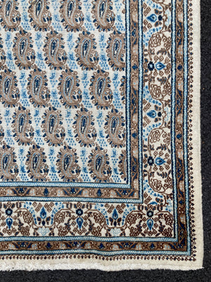 Qom pale carpet (376 x 275cm) *AF