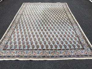 Qom pale carpet (376 x 275cm) *AF