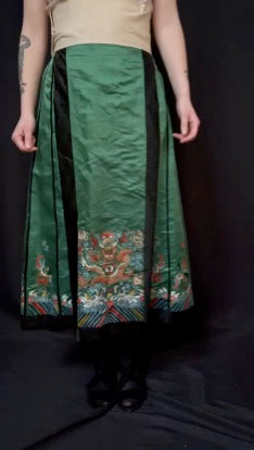 Chinese antique pleated wrap around silk skirt ( full length )