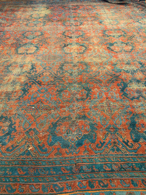 Turkish Ushak extra large carpet (630 x 540cm)
