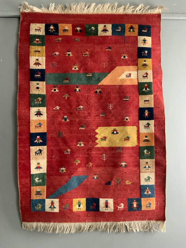 Fars part pile rug with figures (152 x 106cm)