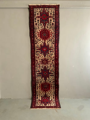 Karajah runner (275 x 74cm)
