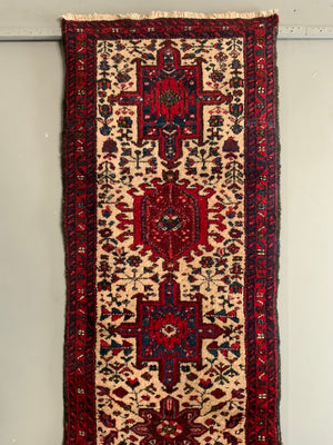 Karajah runner (275 x 74cm)