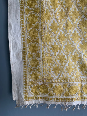 Aleppo vintage Aghabani embroidery (130 x 130cm)