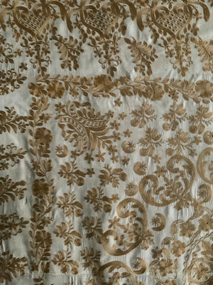 Aleppo antique Aghabani embroidery (115 x 119cm)