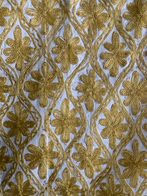 Aleppo vintage Aghabani embroidery (130 x 130cm)