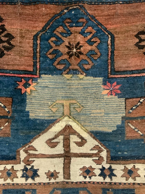 Caucasian antique Kasak rug (201 x 151cm)