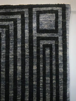 Indian hand made carpet (289 x 203cm) *new