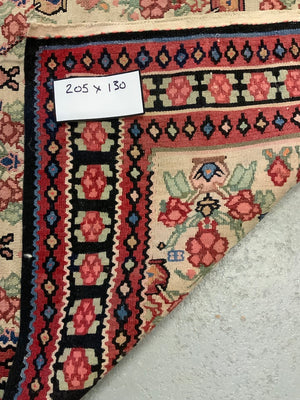 Senneh Kurd kilim (205 x 135cm)