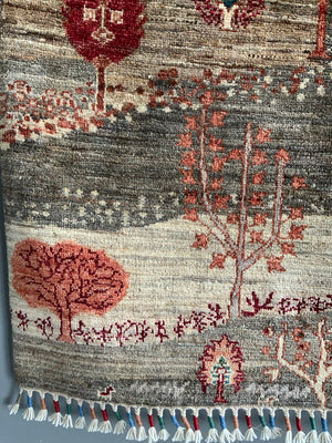 Ariana / Aryana Loribaft rug (201 x 147cm) *new