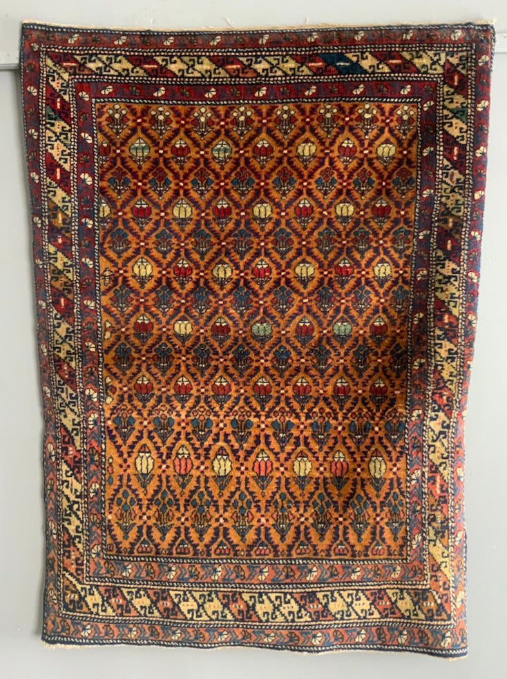 Caucasian fine Shirvan / Erivan rug (122 x 100cm)