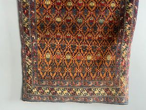 Caucasian fine Shirvan / Erivan rug (122 x 100cm)