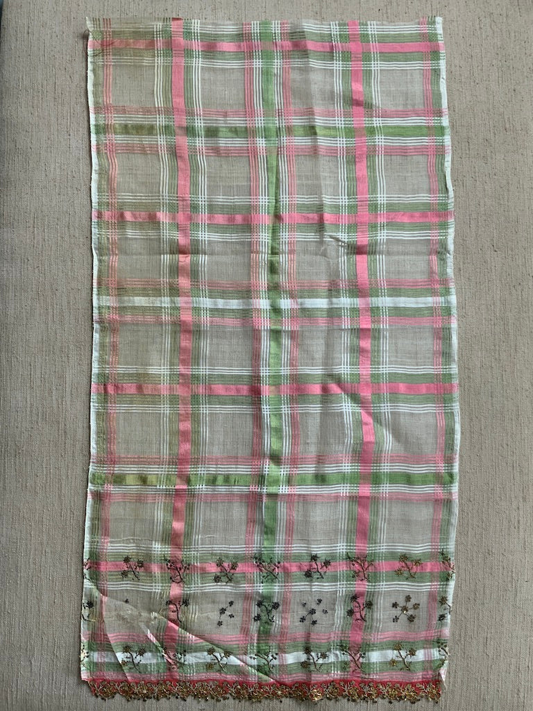 Ottoman antique silk gauze 110 x 59cm)