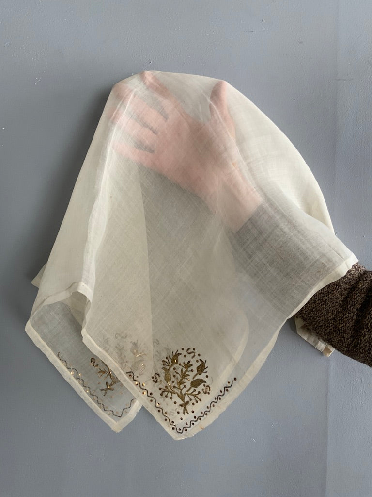 Ottoman antique silk gauze (70 x 67cm)