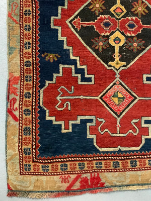 Caucasian vintage rug (186 x 108cm)