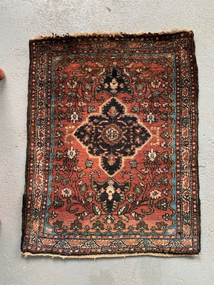 Miniature Sarouk vintage rug (71 x 55cm)