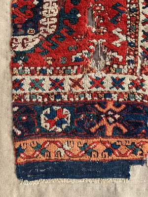 Turkish Bergama 'Holbein' rug fragment (84 x 60cm)