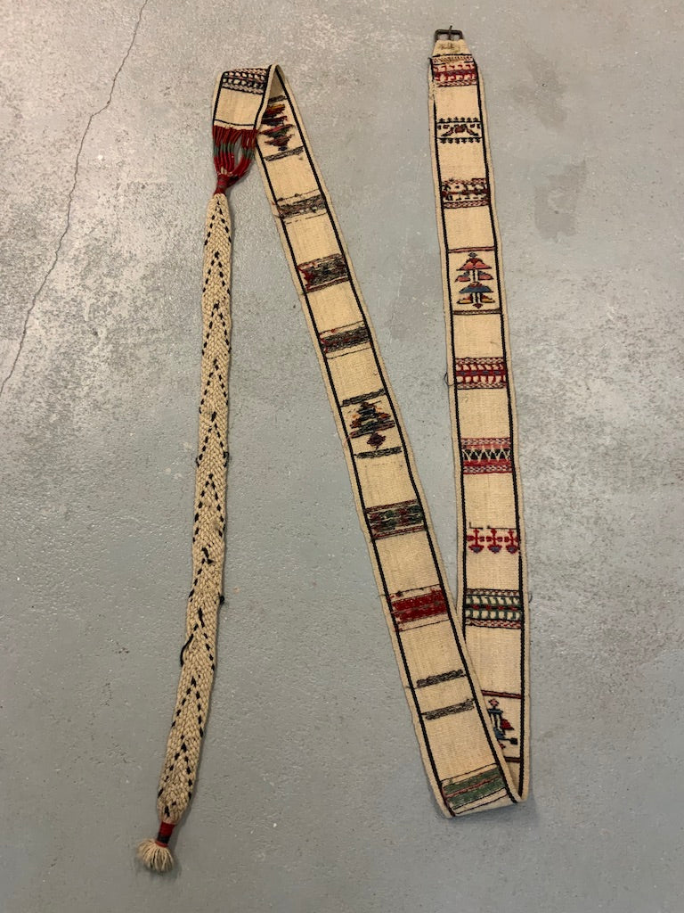 Shahsavan animal trapping or tent stay (450 x 12cm)