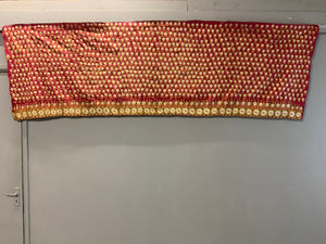  Indo-Pak antique Sindh silk embroidery (72 x 236cm)