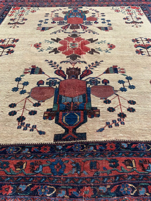 Afshar antique cream field rug (171 x 157cm)