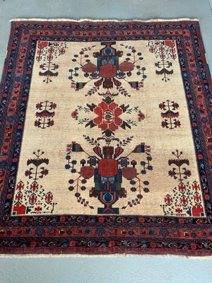Afshar antique cream field rug (171 x 157cm)