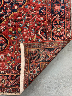 Sarouk Jozan vintage rug (204 x 123cm)
