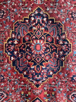 Sarouk Jozan vintage rug (204 x 123cm)