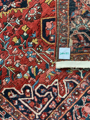 Sarouk Jozan vintage rug (204 x 123cm)