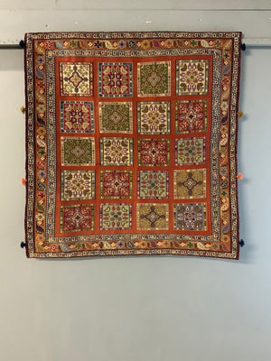 Unused small soumak rug (104 x 100cm)