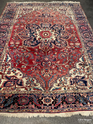 Ahar Heriz Medallion Carpet (355 X 257Cm)