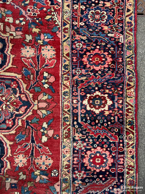 Ahar Heriz Medallion Carpet (355 X 257Cm)