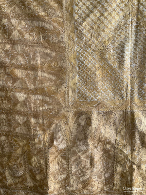 Fine Embroidered Cover (120 X 120Cm)