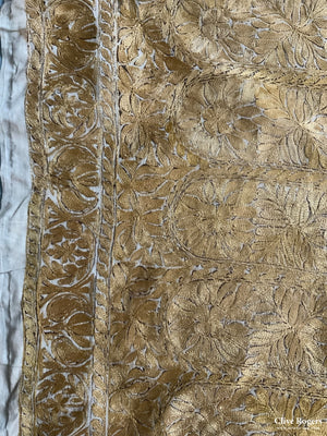 Fine Embroidered Cover (120 X 120Cm)