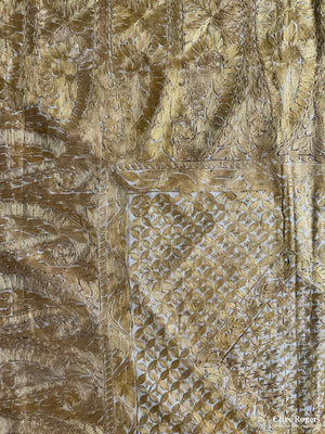 Fine Embroidered Cover (120 X 120Cm)