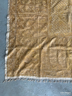 Fine Embroidered Cover (120 X 120Cm)
