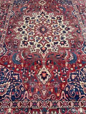 Bactiar Carpet With Medalion Design (315 X 215Cm) Carpet