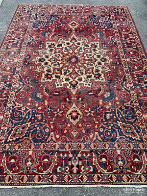 Bactiar Carpet With Medalion Design (315 X 215Cm) Carpet