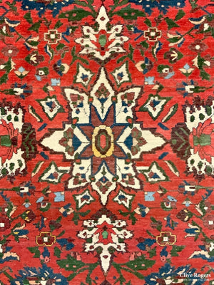 Bactiar Carpet With Medallion Design (294 X 216Cm)