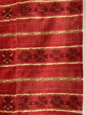 S.e. Asian Fine Cotton Brocade With Gilt (200 X 111Cm)