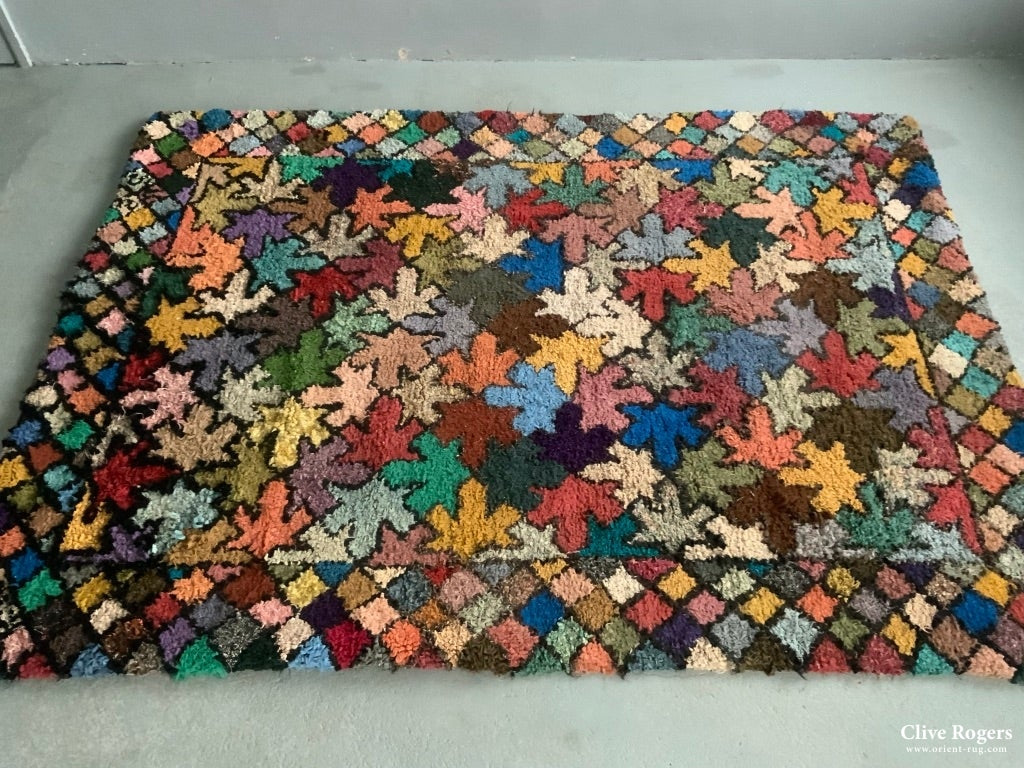 British Rag Rugs Canadian or British Hooky / Proddy rag rug (229 x 165cm) - Clive Rogers