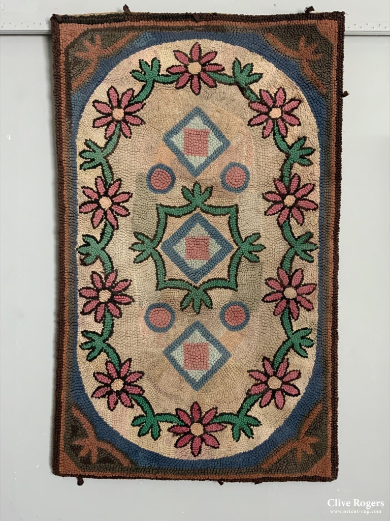 British Folk Art North Country Hooky / Proddy Rag-Rug First Half 20Th C Rug