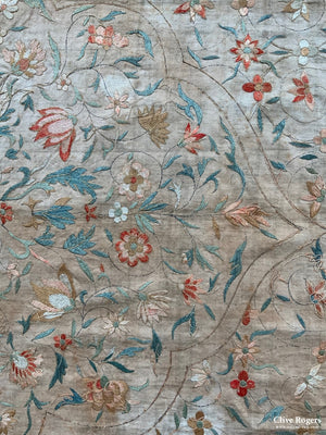 Fine Silk Embroidery (184 X 137 Cm)