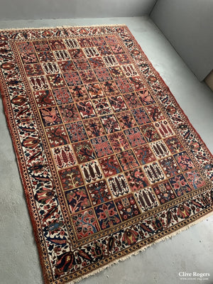 Persian Mahal Bactiari Carpet Carpet