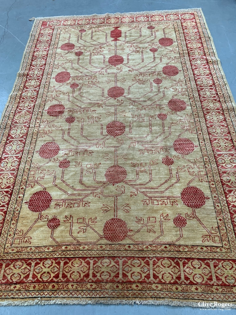 Chobi Small Carpet With Pomegranite Design (259 X 170Cm)