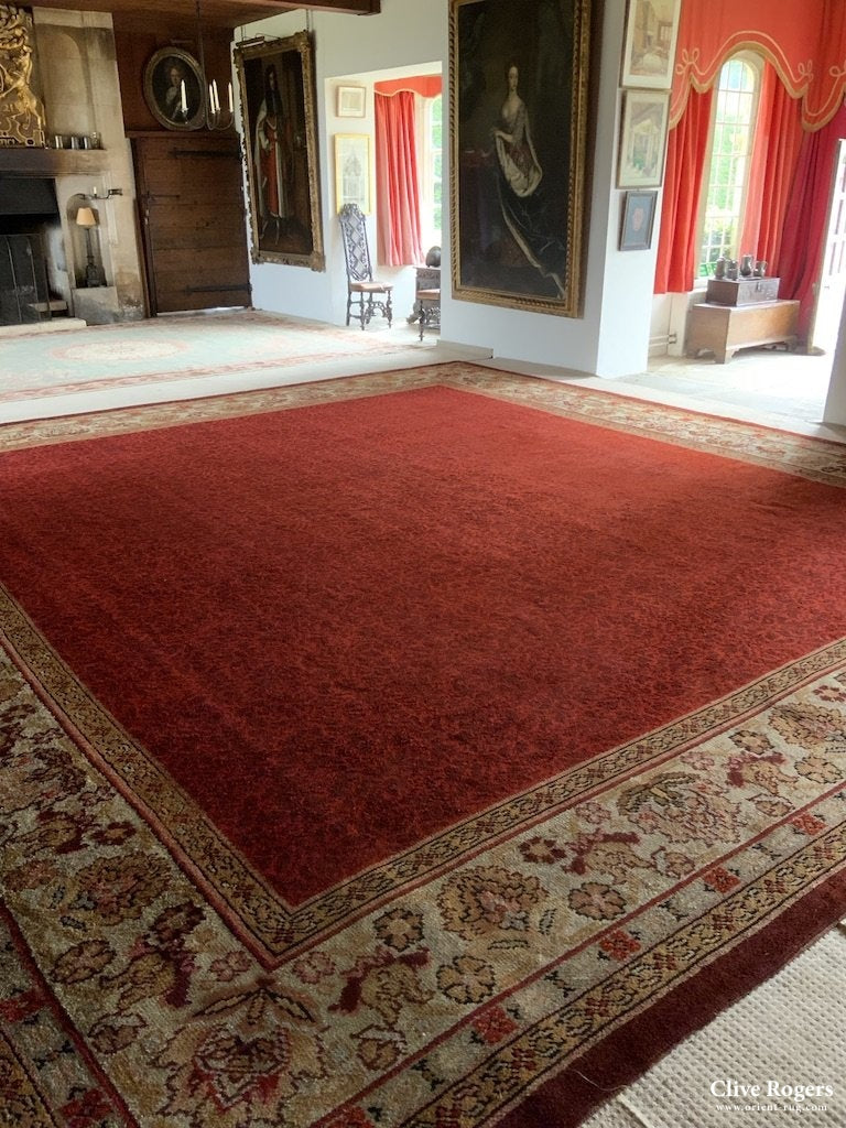 English Antique Oversize Carpet (620 X 584Cm)