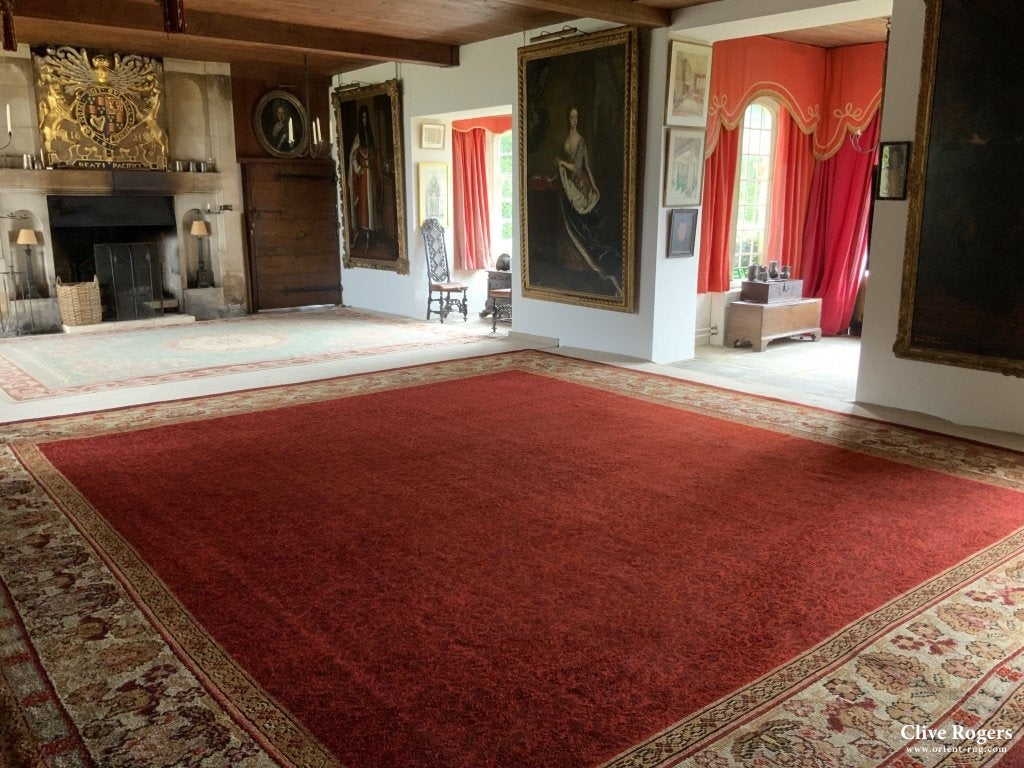 - oversize antique English carpet Rogers x Clive 584cm) (620