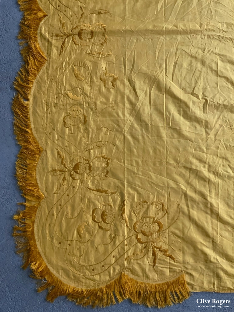 European Silk Cover (288 X 266 Cm)