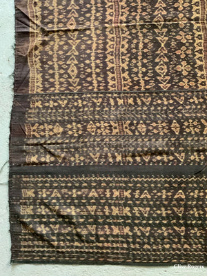 Flores Indonesian Unsewn Cotton Sarong Tube (169 X 132Cm)