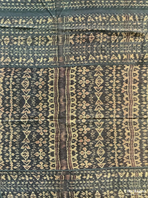 Flores Indonesian Unsewn Cotton Sarong Tube (169 X 132Cm)